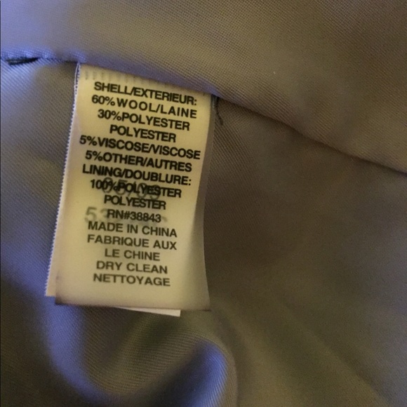 Tahari shawl collar long wool blend coat size L. Soft fabric - Picture 8 of 12